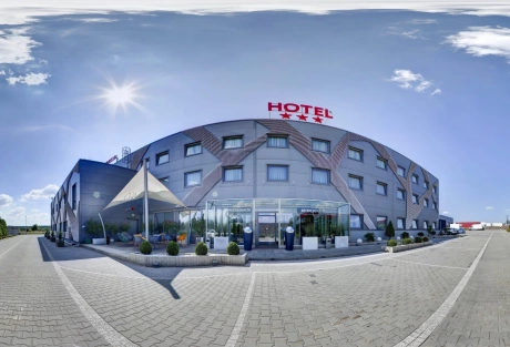 Hotel 3-gwiazdkowy w Radomsku - Hotel Porto, idealny na konferencje i szkolenia!